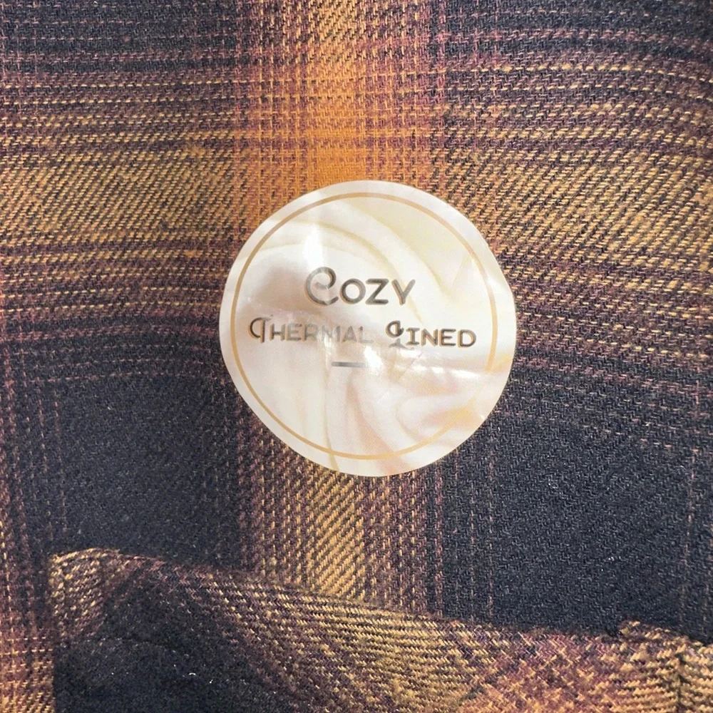 Nomad mens button